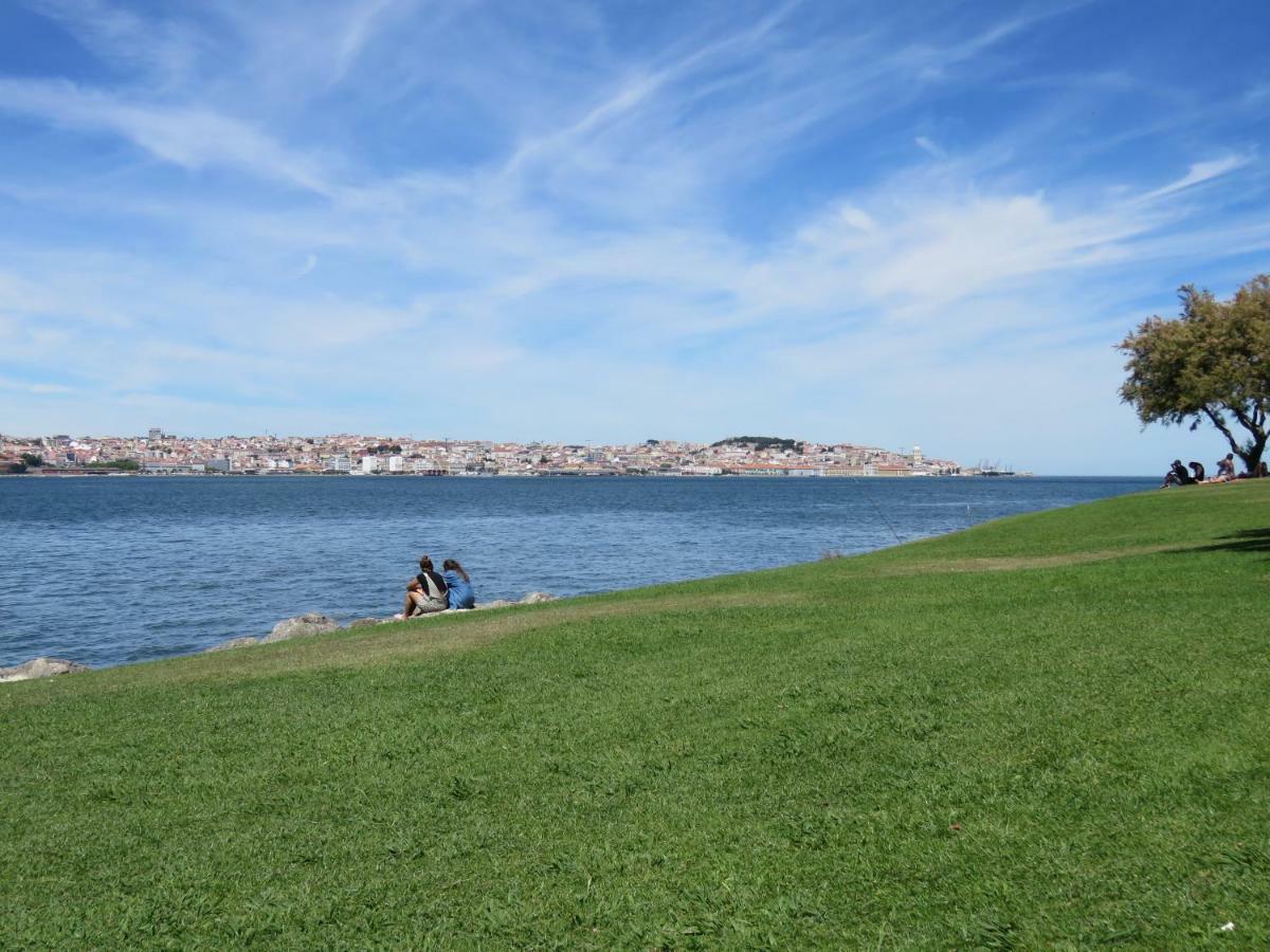 Tejo House River Lisbon Almada Kültér fotó